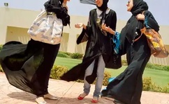 张根硕卡通图片